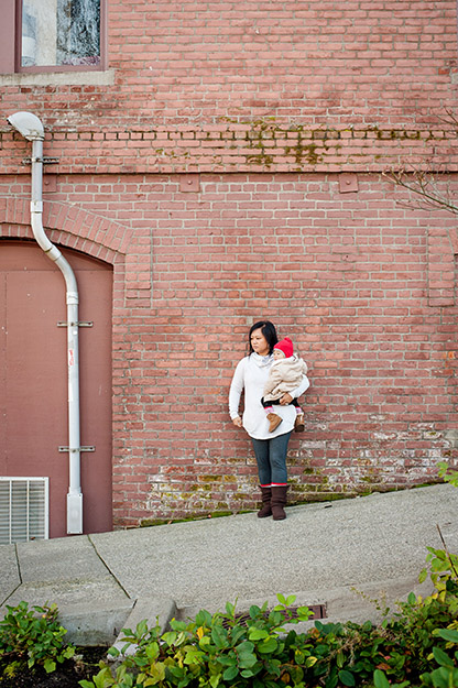 Winter Family photos at UW Tacoma | I CANDI Studios