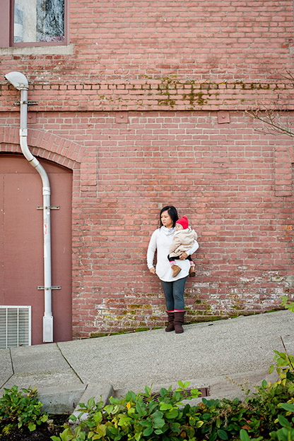 Winter Family photos at UW Tacoma | I CANDI Studios