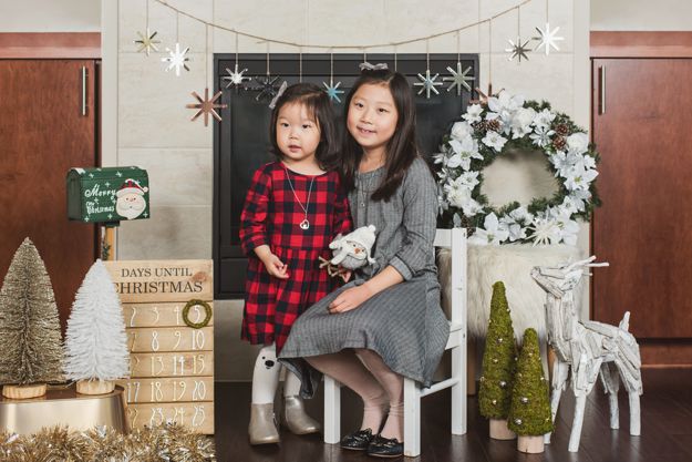 Sisters - Family Holiday photoshoot by I CANDI Studios